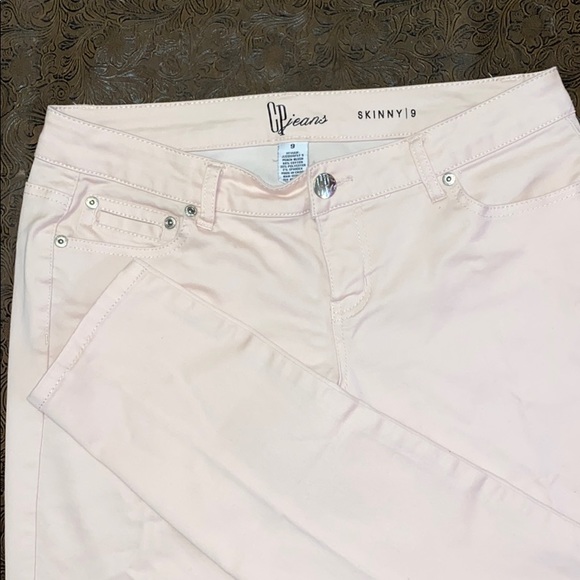 Jeans - Picture 1 of 3